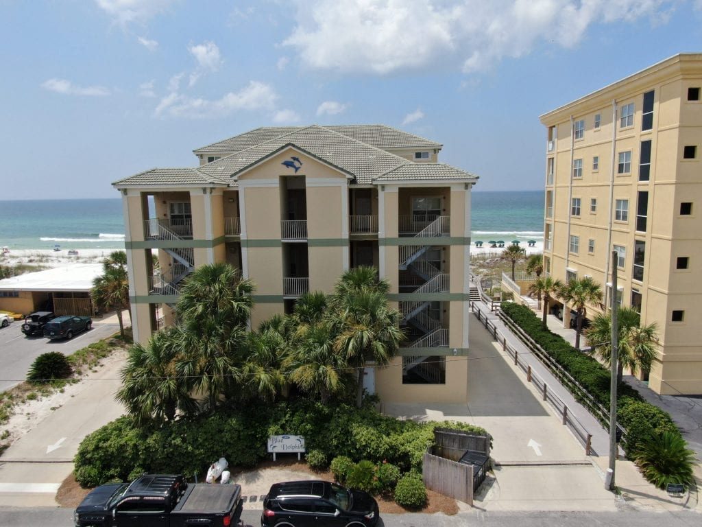 Blue Dolphin, an engineering project by O'Connell and Associates, Northwest Florida. View 2 of 4.